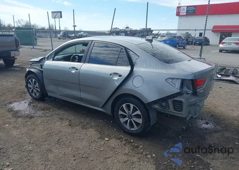 2021 Kia Rio S z USA, uszkodzony, nr VIN 3KPA24AD0ME391090